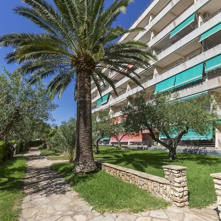Bahia Palace Ii By Interhome شقة